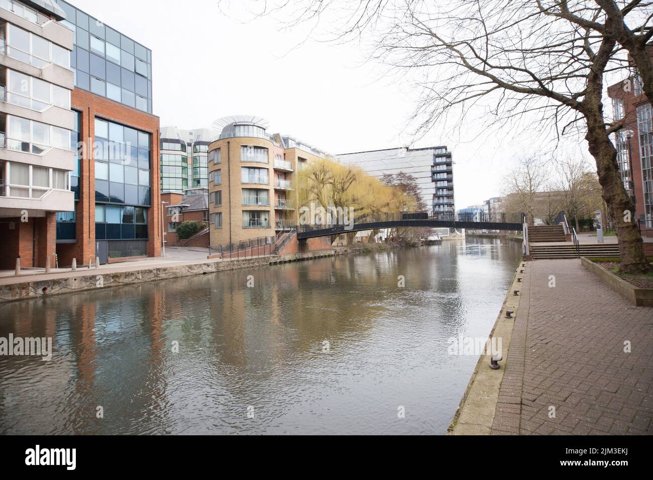 Views along the River Kennet in Reading, Berkshire in the UK Stock Photo