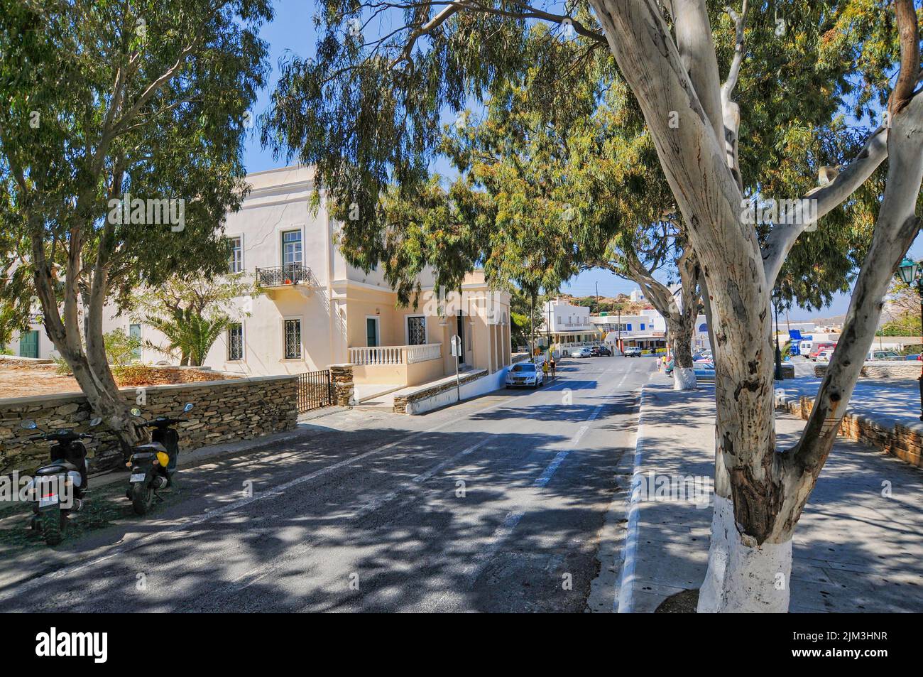 Chora village on ios island hi-res stock photography and images - Alamy