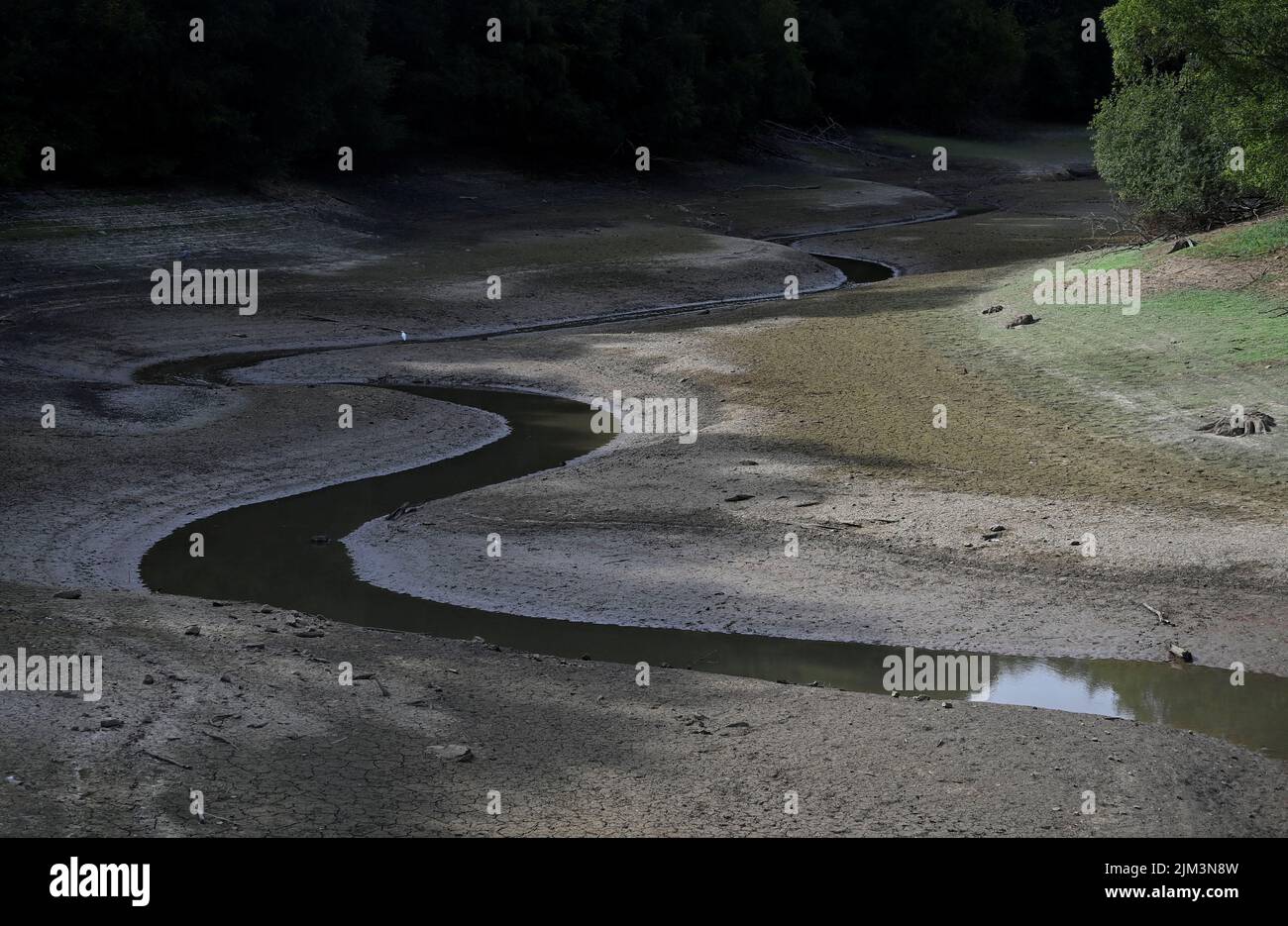 A view of reduced water levels at Ardingly Reservoir, as hot and dry weather continues, Ardingly, southern Britain, August 4, 2022.  REUTERS/Toby Melville Stock Photo