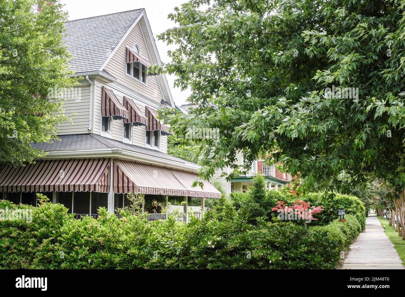 Hampton Virginia,Tidewater Area,Victoria Boulevard,historic homes home houses house neighborhood