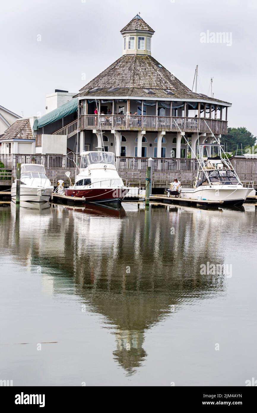 Hampton Virginia,Tidewater Area,Hampton River water,marina boats boating harbor harbour yachts,landmark landmarks scene in a photo Stock Photo