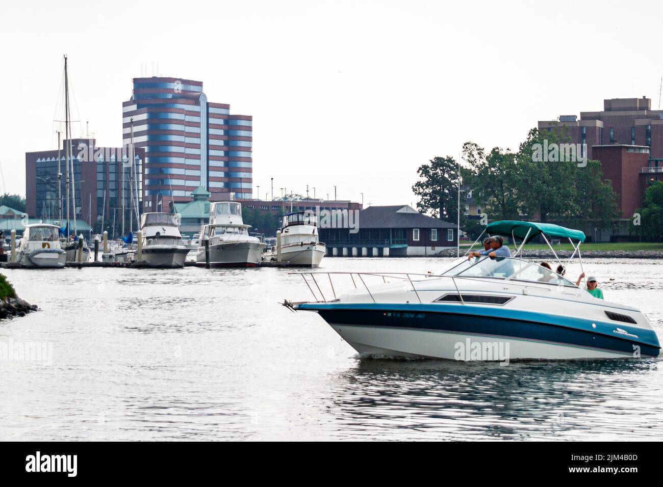 Hampton Virginia,Tidewater Area,Hampton River water,marina boats