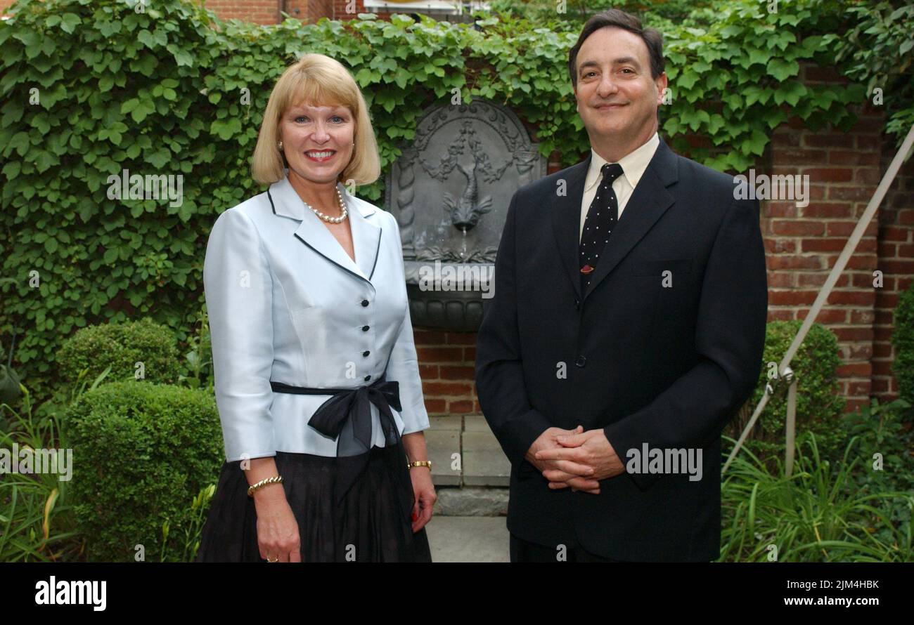 Tech graduation hi-res stock photography and images - Alamy