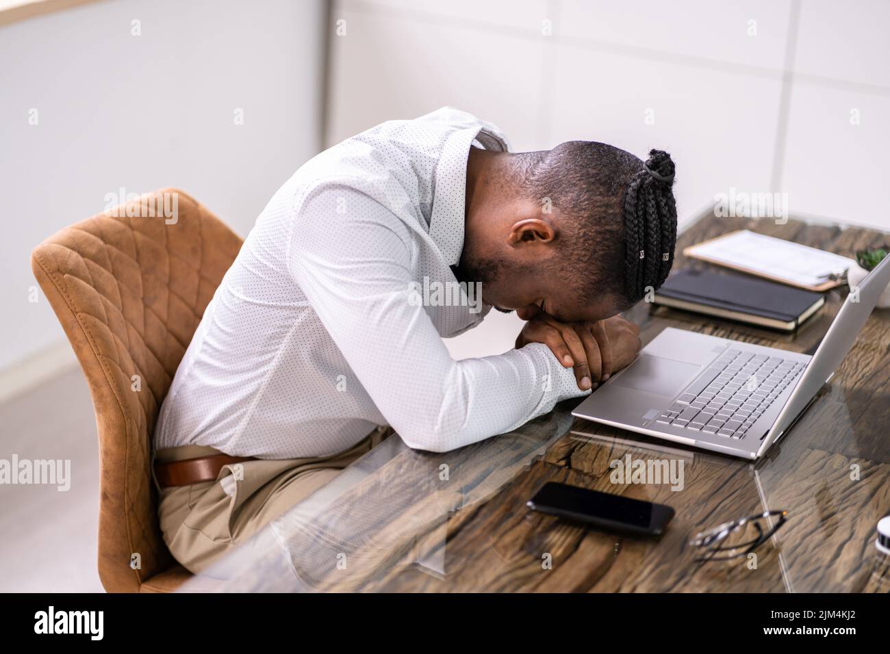 Sleepy sad african american hi-res stock photography and images - Alamy