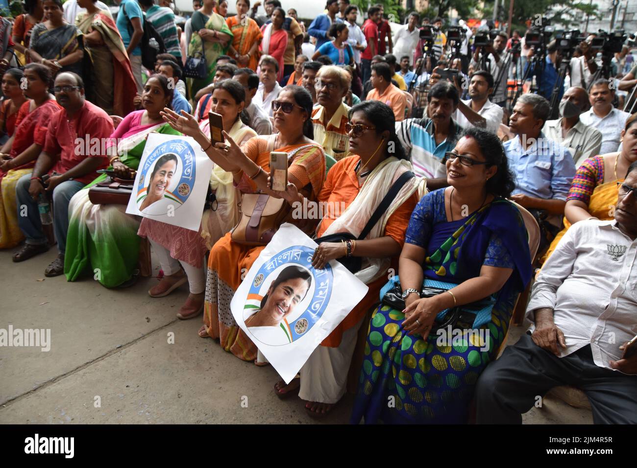 Kolkata, India. 04th Aug, 2022. Sit-in demonstration by Bharatiya Janata Party (BJP) to protest against the West Bengal school recruitment scam & alleged institutionalised corruption across West Bengal. (Photo by Biswarup Ganguly/Pacific Press) Credit: Pacific Press Media Production Corp./Alamy Live News Stock Photo