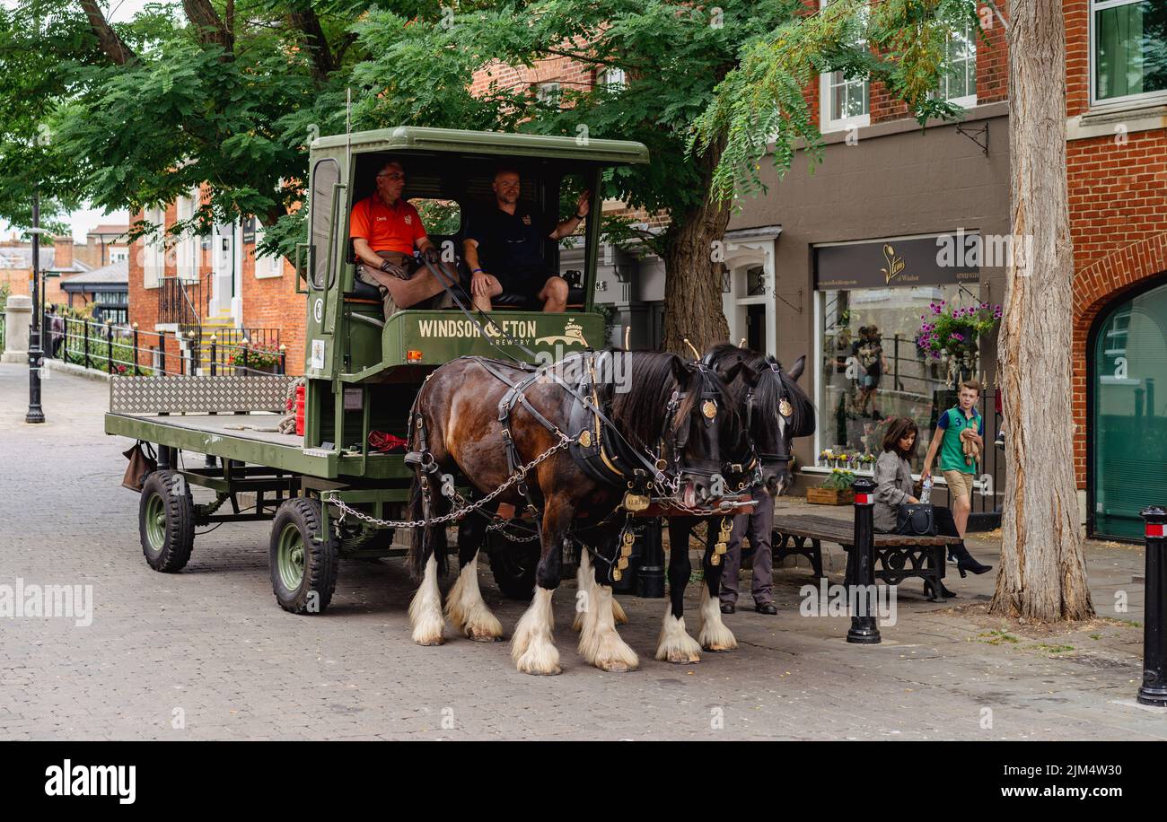 Horse Drawn deliver carriage for the Windsor and Eton Brewery Stock Photo