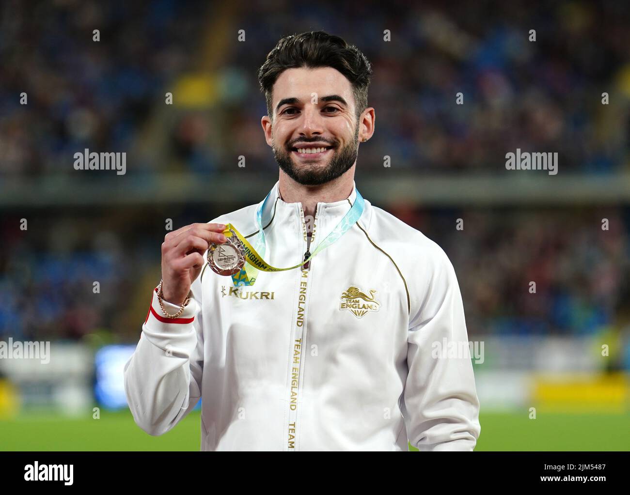 Silver medalist England's Zachary Alexander Shaw on the podium for the Men's T11/12 100m at Alexander Stadium on day seven of the 2022 Commonwealth Games in Birmingham. Picture date: Thursday August 4, 2022. Stock Photo