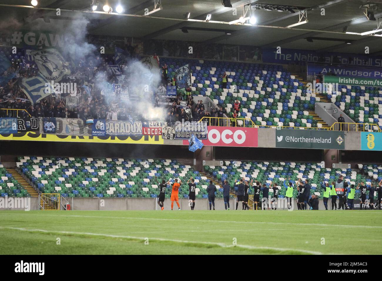 Linfield fans 2022 hi-res stock photography and images - Alamy