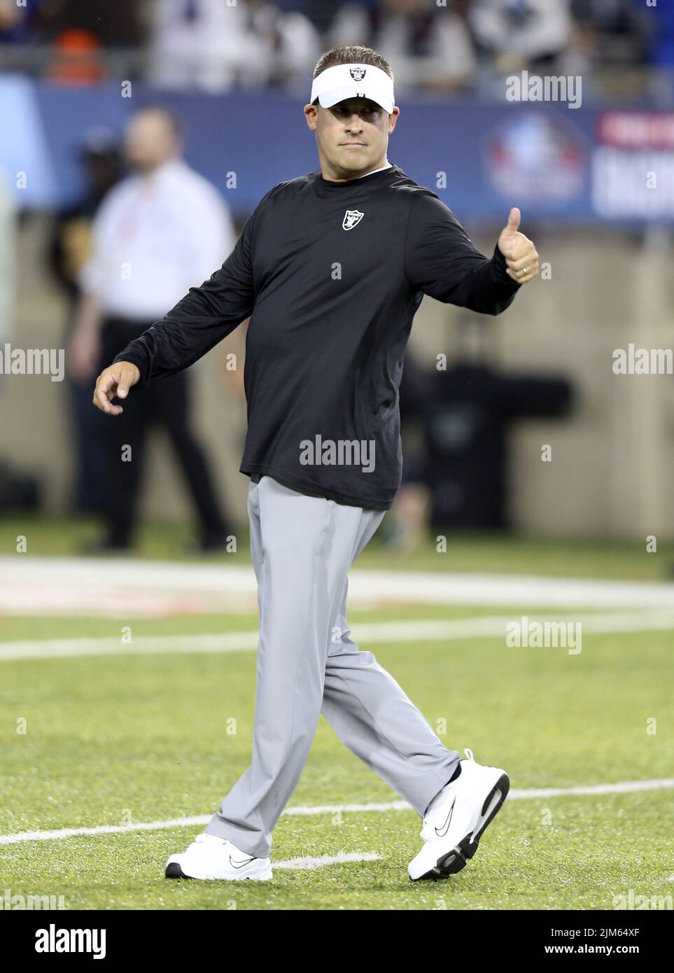 Canton, United States. 04th Aug, 2022. Las Vegas Raiders head coach Josh McDaniels gives the thumbs up prior to the start of the Pro Football Hall of Game against the Las Vegas Raiders in Canton, Ohio, on Thursday, August 4, 2022. Photo by Aaron Josefczyk/UPI Credit: UPI/Alamy Live News Stock Photo