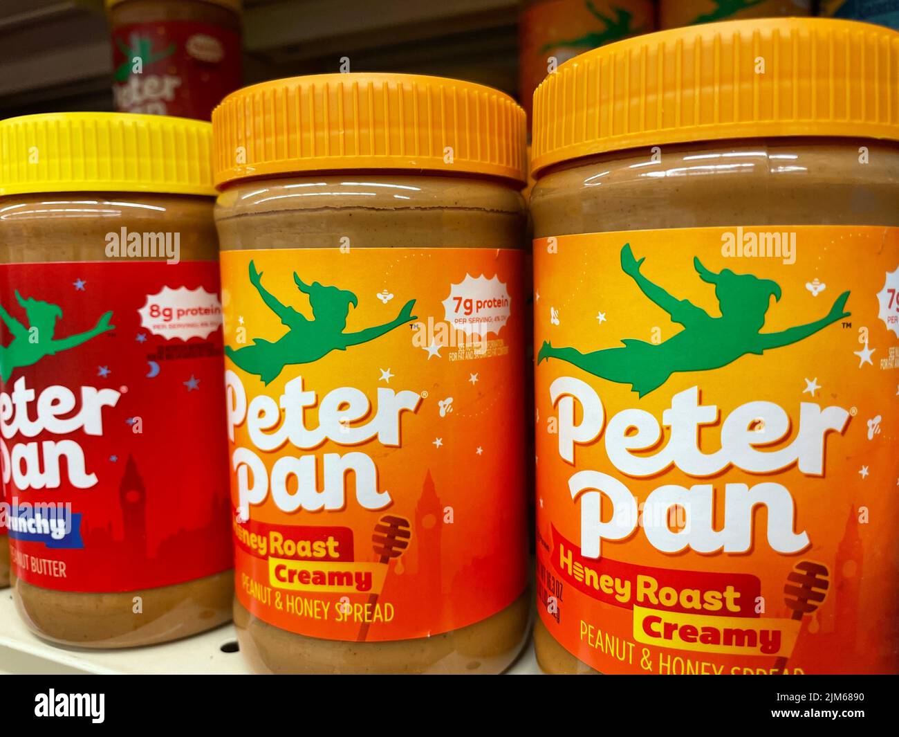 Grovetown, Ga USA 03 20 22 Retail store Peanut Butter Peter Pan