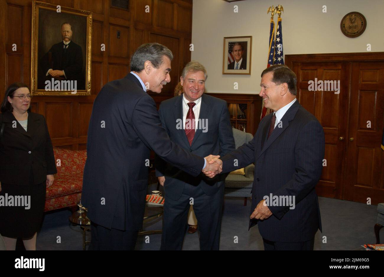 Office of the Secretary - Canadian Minister with Secretary Carlos ...