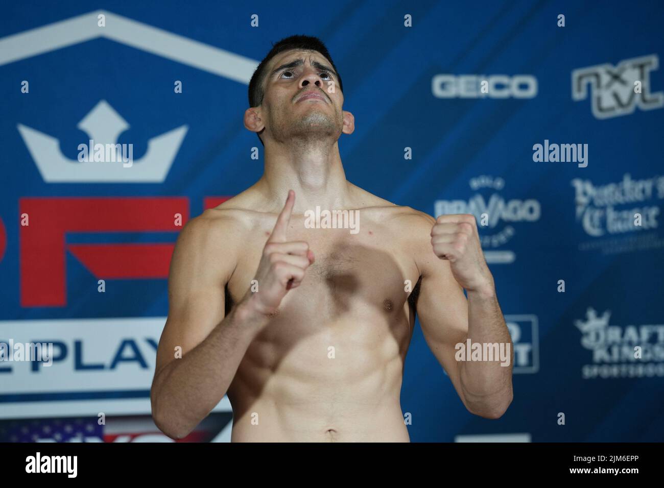 NEW YORK CITY, NY - August 4: Alex Martinez steps on the scale for the official weigh-ins at The New Yorker Hotel for 2022 PFL Playoffs Semi-Finals : Official Weigh-ins on August 4, 2022 in New York City, NY, United States. (Photo by Louis Grasse/PxImages) Stock Photo