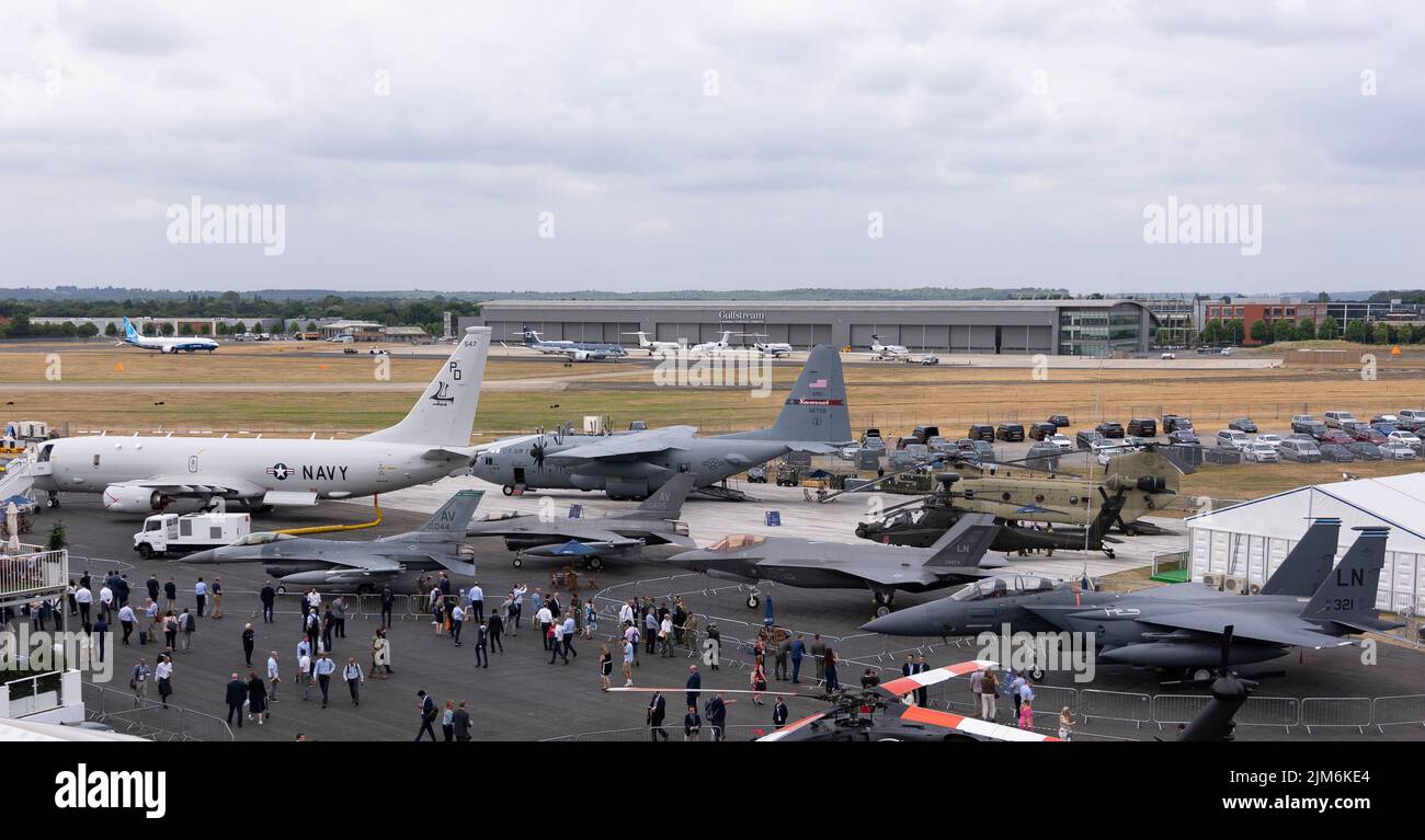 The U.S. military has a presence at The Farnborough International Airshow, a global platform for the aerospace and defence industry in Farnborough, England, July 20, 2022. U.S. military participation in FIA plays an important role in supporting U.S. European Command’s theater strategy by demonstrating U.S. commitment to European Allies and Partners, while highlighting U.S. capabilities to diverse audiences. (U.S. Air Force photo by Staff Sgt. Gaspar Cortez) Stock Photo