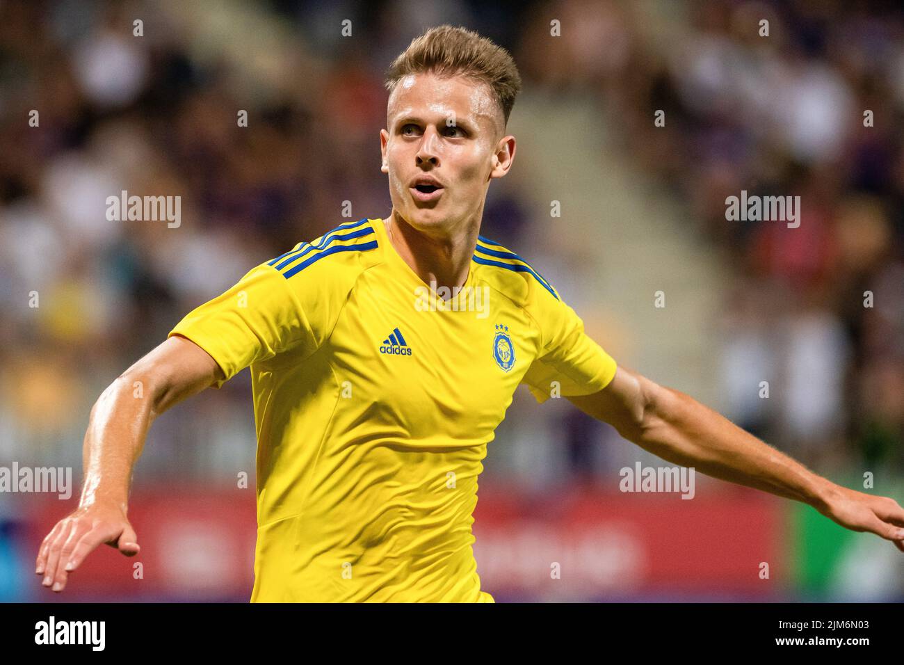 Hjk football player hi-res stock photography and images - Page 2 - Alamy