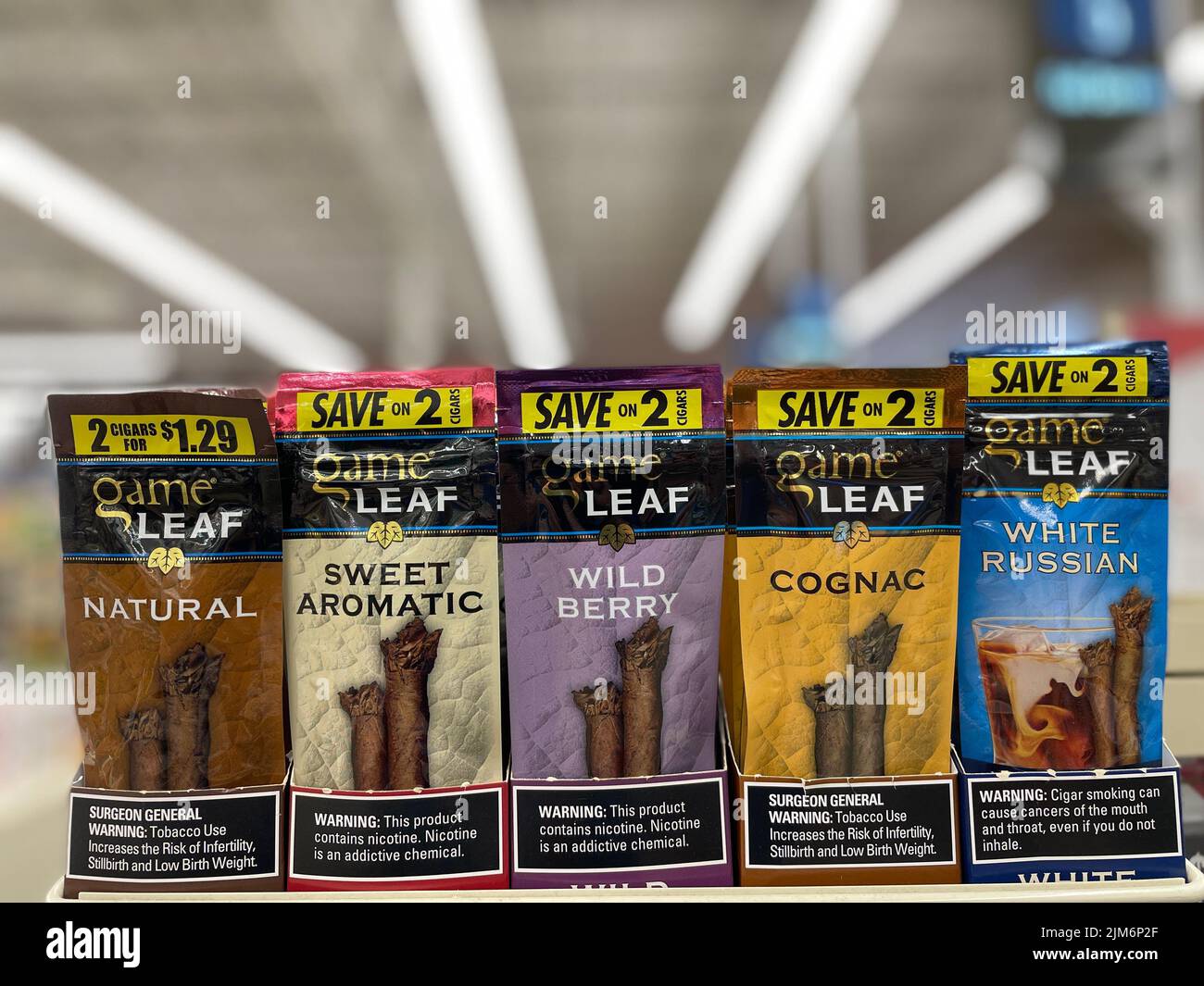 Owl cigar hi-res stock photography and images - Alamy