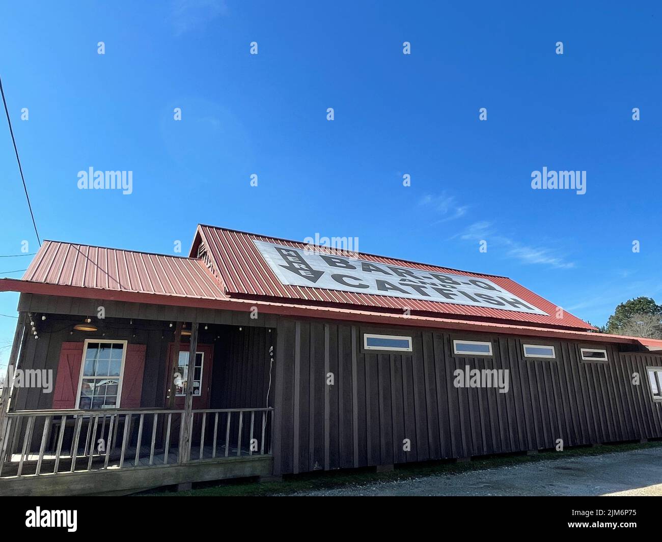 Wrens, Ga USA - 012 10 22: Old wooden BBQ and Catfish restaurant Stock Photo