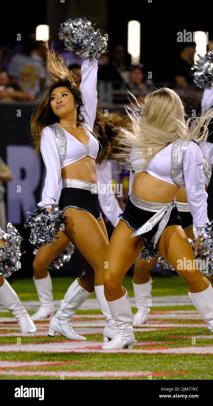 Sights of the Game: Raiderettes vs. Jaguars