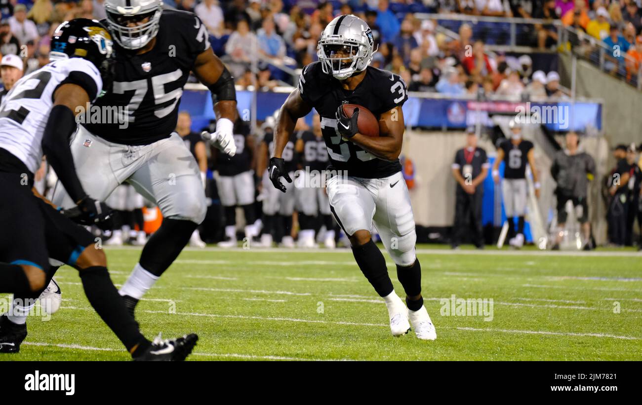 Las Vegas Raiders' Zamir White practices during NFL football training camp,  Monday, Aug. 1, 2022, in Henderson, Nev. (AP Photo/John Locher Stock Photo  - Alamy
