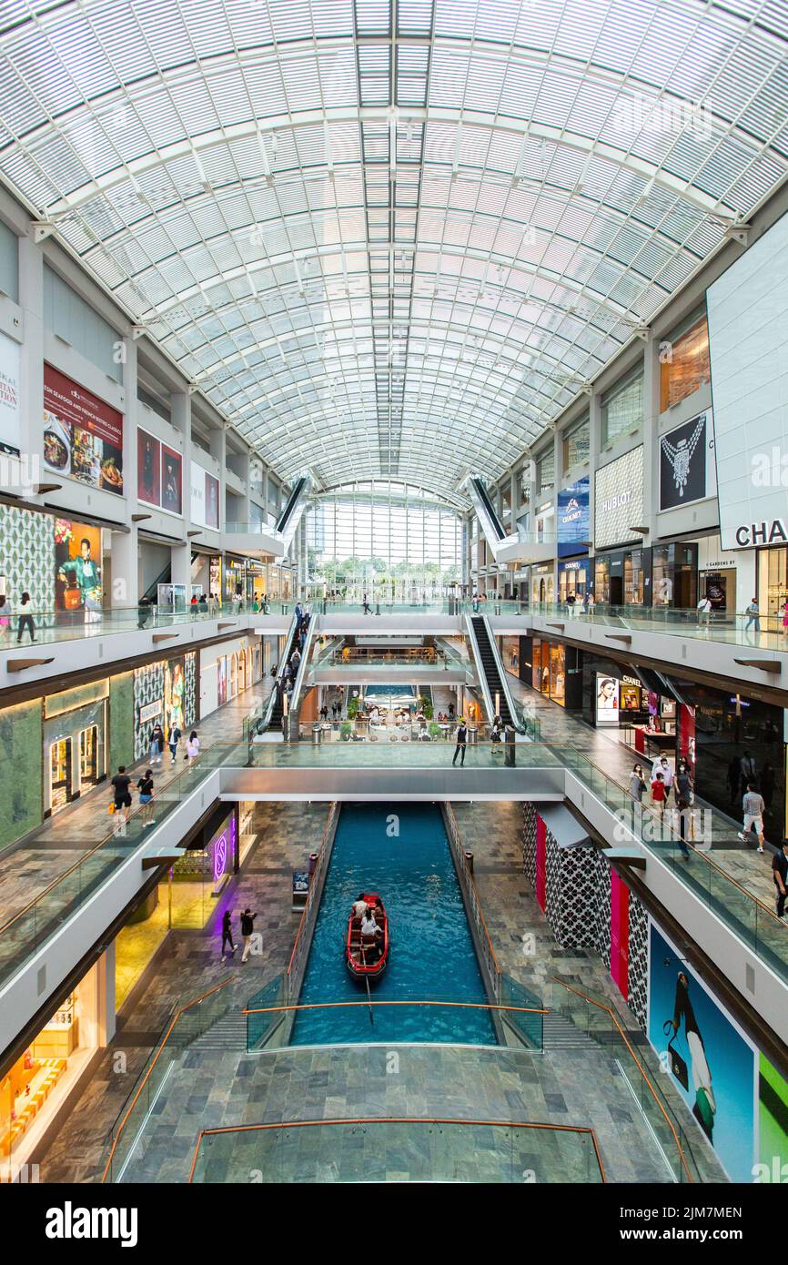 Marina Bay Sands os a upscale luxury shopping heaven with plenty of splendid high fashion goods for the visitors to splurge on. Singapore. 2022 Stock Photo