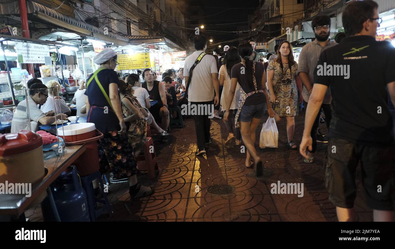 chinatown bangkok open during chinese new year