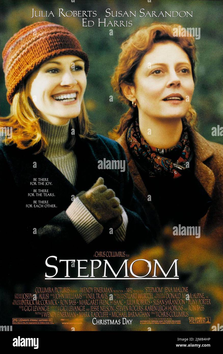 SUSAN SARANDON and JULIA ROBERTS in STEPMOM (1998), directed by CHRIS COLUMBUS. Credit: COLUMBIA TRISTAR / Album Stock Photo