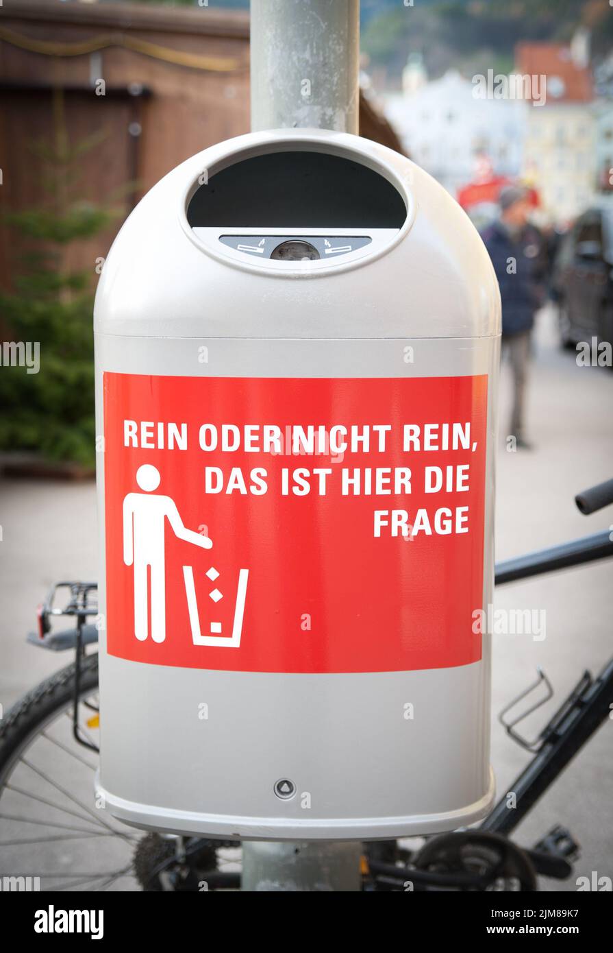 Dustbin in the City Stock Photo Alamy