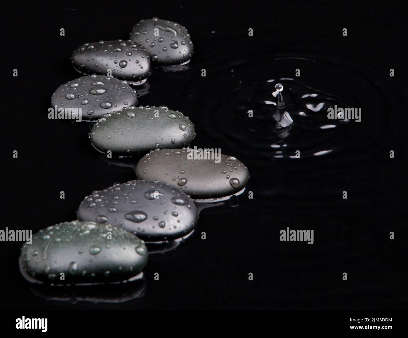 Wet river stones bamboo hi-res stock photography and images - Alamy