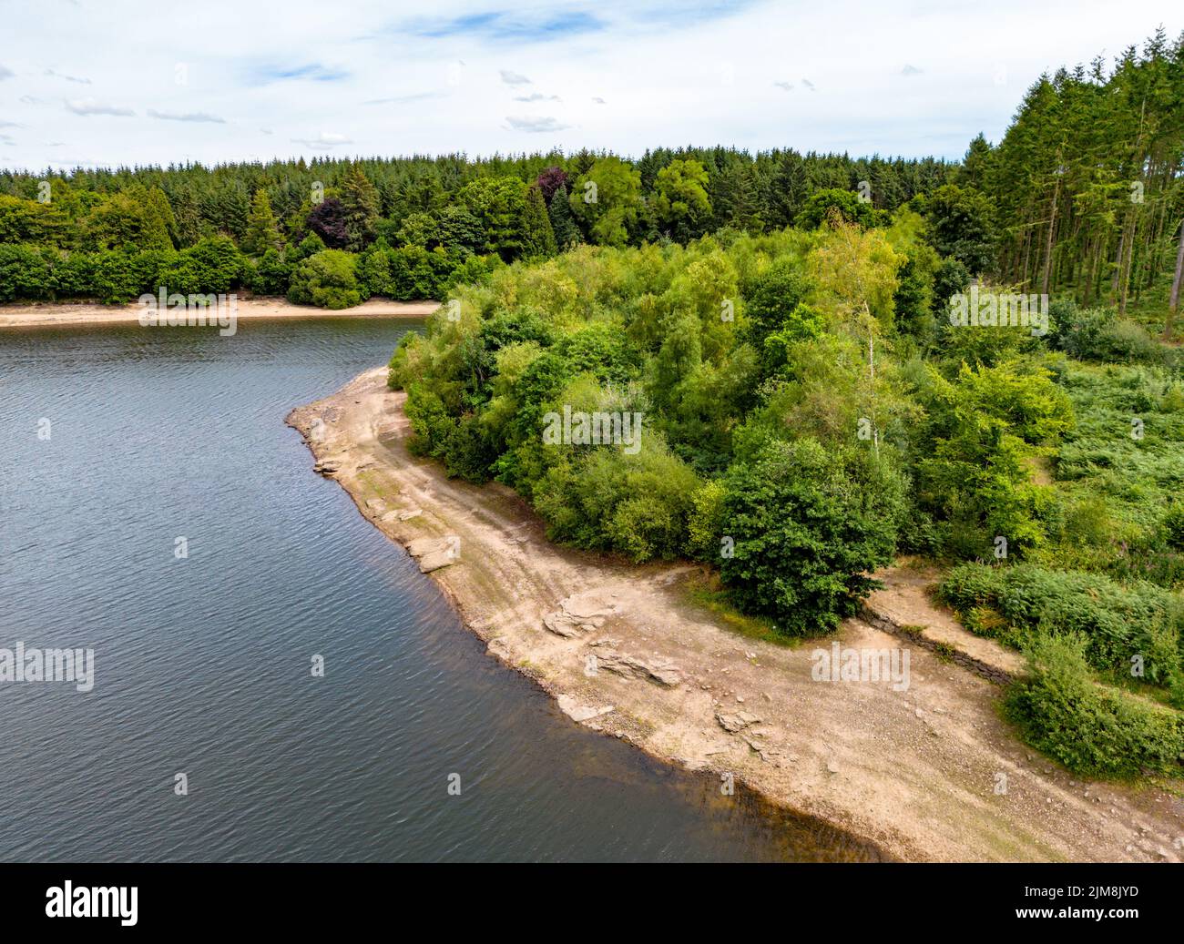 Newton Abbot, UK. 04th Aug, 2022. Water levels are low at the Kennick and Tottiford Reservoirs that supplies Exeter and Torquay in Devon. Credit: Thomas Faull/Alamy Live News Stock Photo
