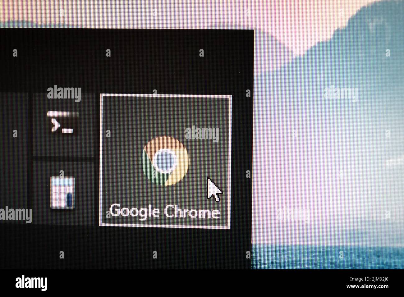App icon of Google Chrome on a Windows 10 desktop Stock Photo - Alamy