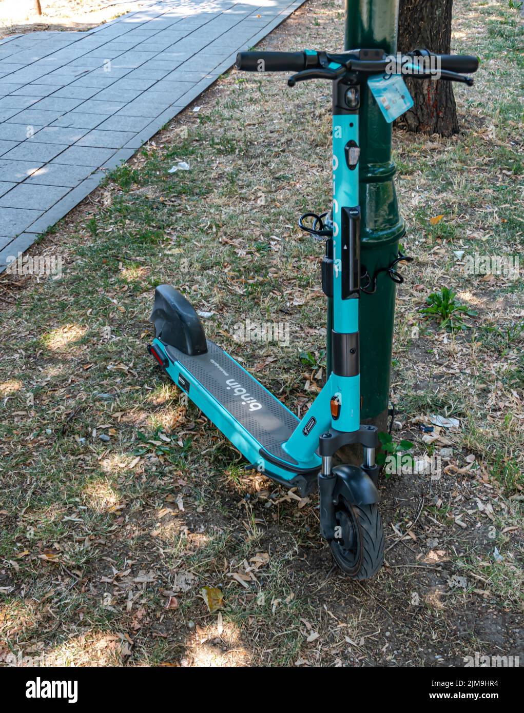 Binbin scooter hi-res stock photography and images - Alamy