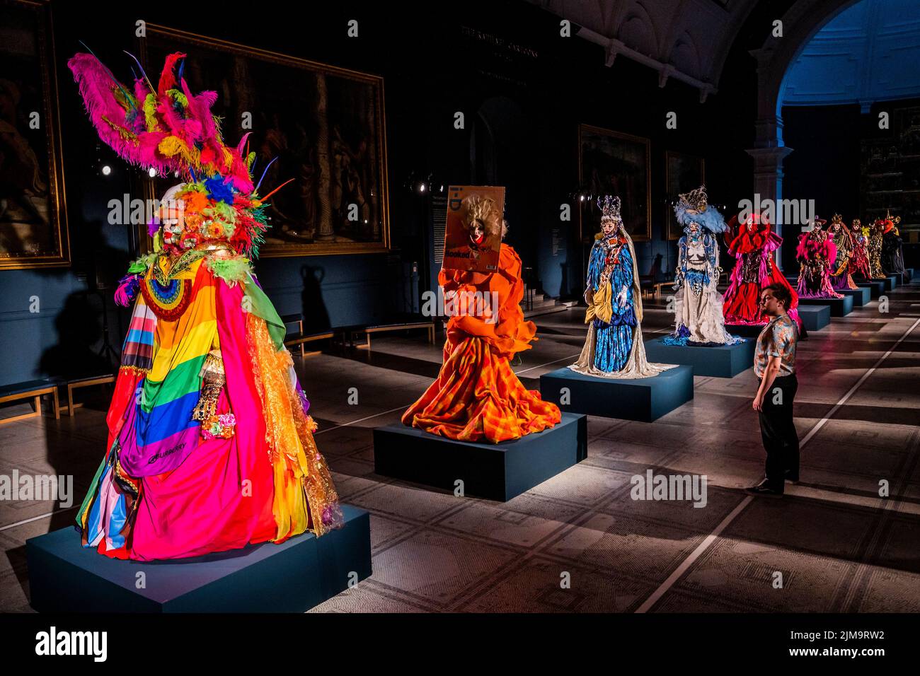 London, UK. 5th Aug, 2022. Fashion in Motion: Daniel Lismore at the V&A. Labelled by Vogue as ‘England's Most Eccentric Dresser', sustainability is key to his design philosophy. He wears his new ‘Jubilee Look' alongside 11 life-size mannequins - standing at 6'4” -which celebrate the social, historical and cultural themes. Credit: Guy Bell/Alamy Live News Stock Photo