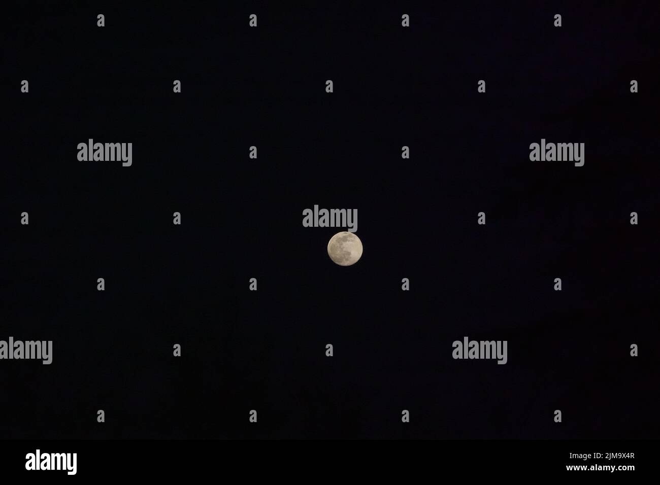 Moon photography hi-res stock photography and images - Alamy
