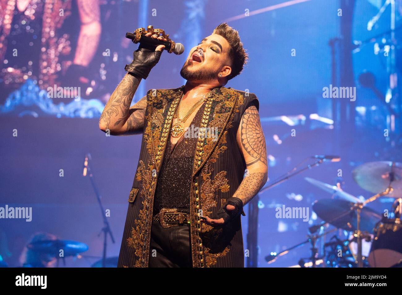 Adam lambert hi-res stock photography and images - Alamy
