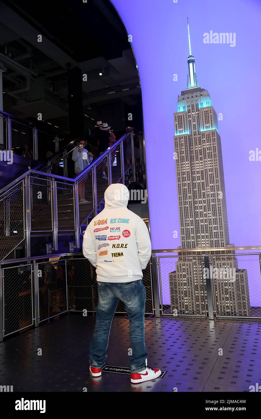 New York, NY, USA. 5th Aug, 2022. LL Cool J at the ceremonial lighting of the Empire State Building to celebrate the Rock the Bells Festival in support of the Universal Hip Hop Museum in the Bronx, NY at The Empire State Building. Credit: Steve Mack/Alamy Live News Stock Photo