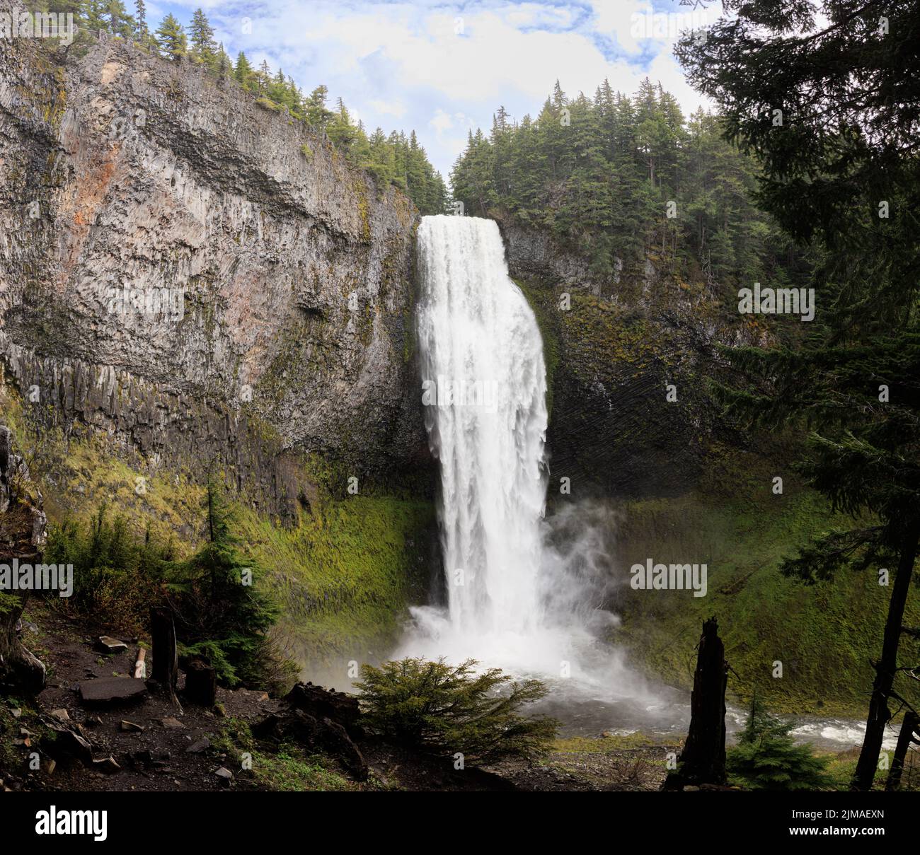 A stunning view of the Salt Creek Falls, Oregon Stock Photo - Alamy