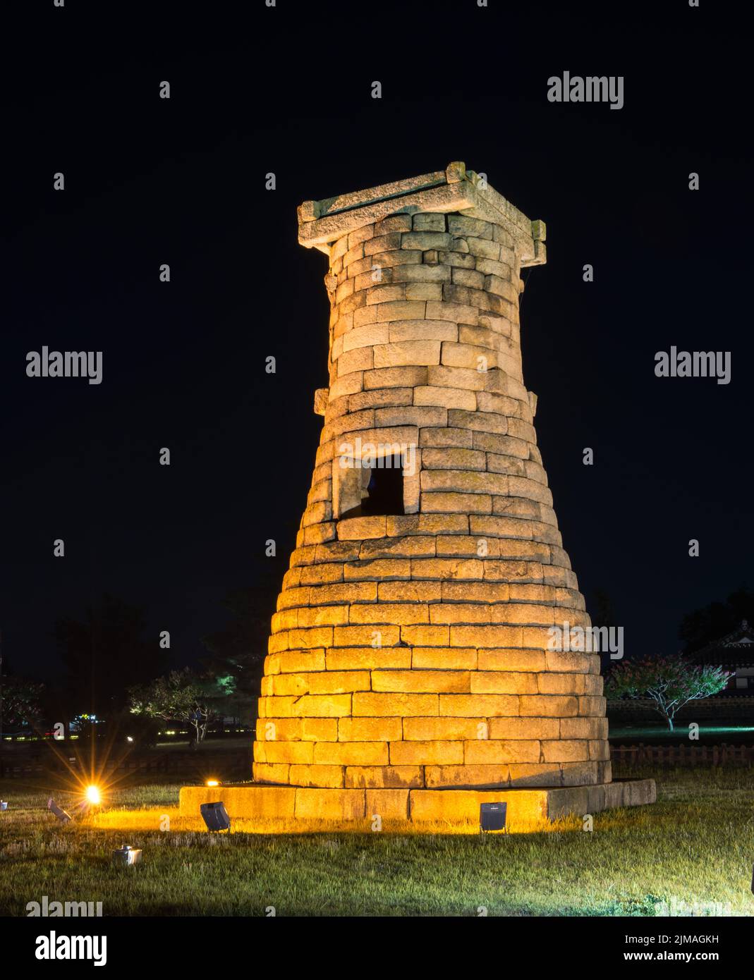 Cheomseongdae Observatory for more than 1,000 years in Gyeongju. night view Stock Photo