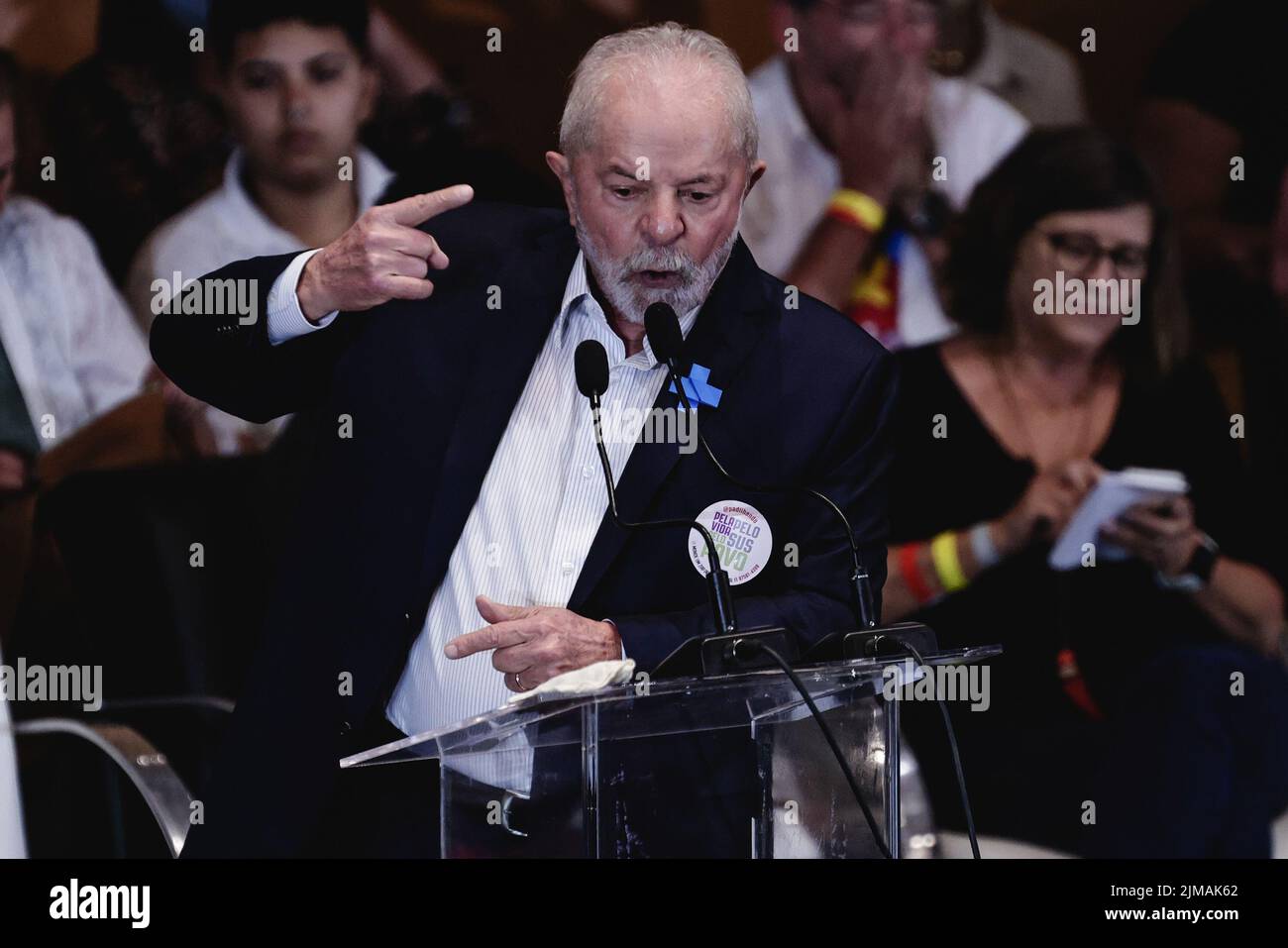 Sao Paulo, Brazil. 05th Aug, 2022. SP - Sao Paulo - 08/05/2022 - SAO PAULO, FREE, DEMOCRATIC AND POPULAR HEALTH CONFERENCE - Former president and current presidential candidate Luis Inacio Lula da Silva (PT) during the Free, Democratic and Popular Conference de Saude 2022, which takes place at Casa de Portugal, in the central region of the city of Sao Paulo, this Friday (05). The conference held by Frente Pela Vida has as its theme the defense of the Unified Health System (SUS). Photo: Ettore Chiereguini/AGIF/Sipa USA Credit: Sipa USA/Alamy Live News Stock Photo