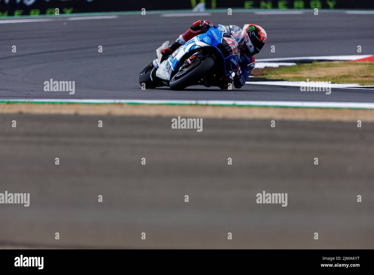 Silverstone, UK. 5th August 2022; Silverstone Circuit, Silverstone, Northamptonshire, England: British MotoGP Grand Prix, Free Practice: Number 42 Team Suzuki Ecstar bike ridden by Alex Rins during free practice 2 at the British MotoGP Credit: Action Plus Sports Images/Alamy Live News Stock Photo