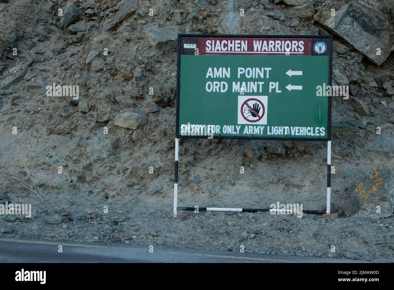 Siachen, Leh, India 09 April 2022 - Signage Board With Road Direction To Indian Army Siachen Base Camp. Siachen Glacier Is Located In The Karakoram Stock Photo