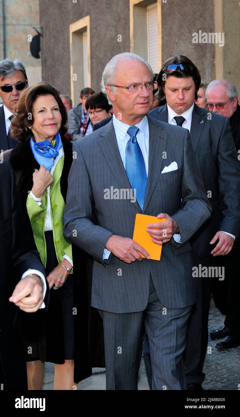 Queen Silvia King Carl XVI Gustaf Of Sweden And Queen Silvia Of Sweden ...