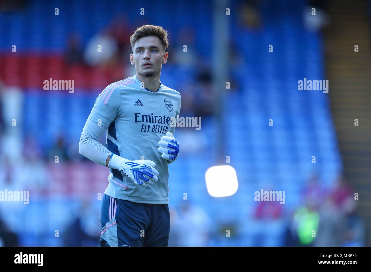 London, UK. 5th August 2022;  Selhurst Park, Crystal Palace, London, England;  Premier League football, Crystal Palace versus Arsenal:  goalkeeper Runar Runarsson of Arsenal warms up ahead of kick-off Credit: Action Plus Sports Images/Alamy Live News Stock Photo