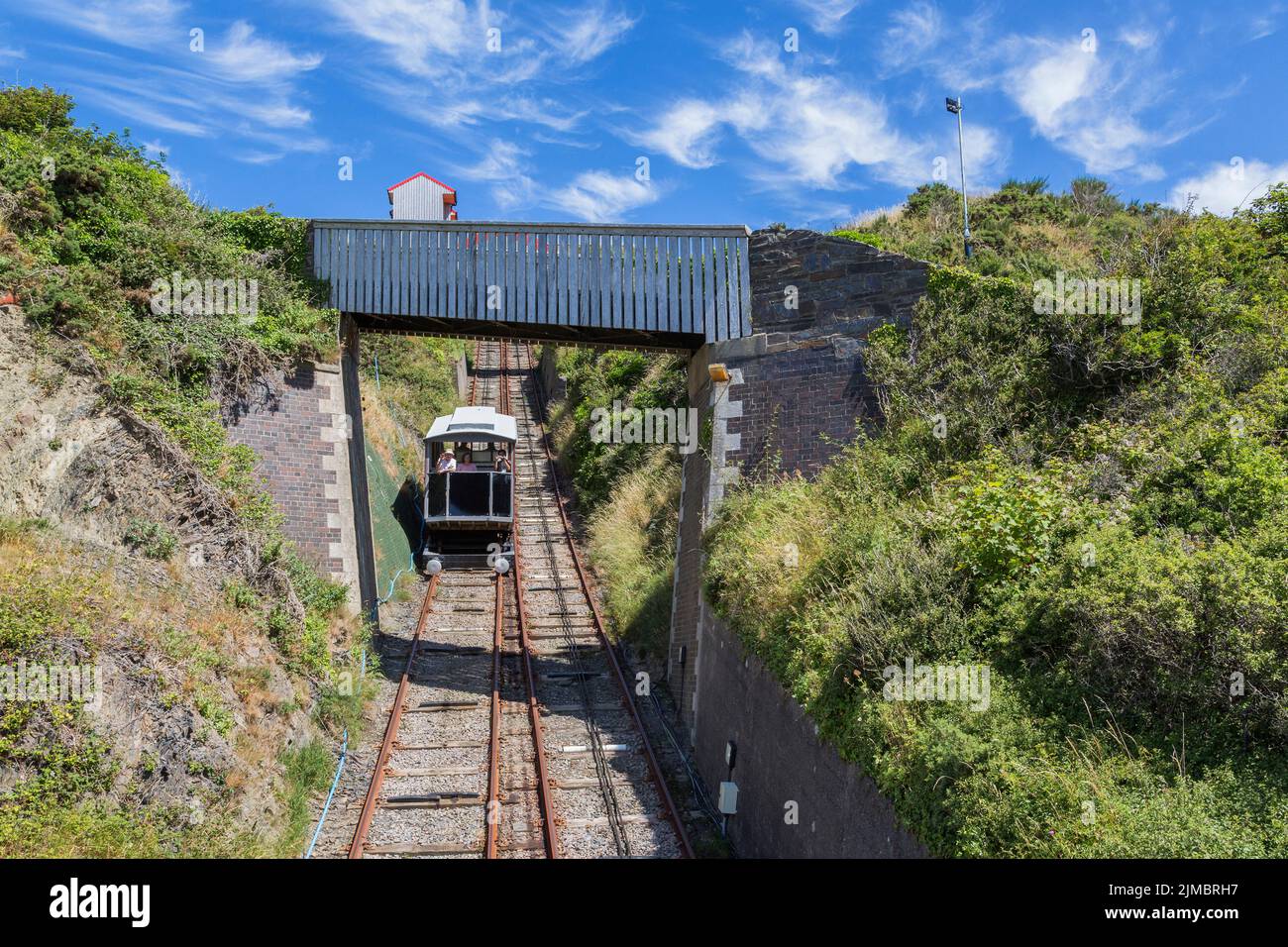 Aberyswyth Cliff Railway - A train carriage makes it's way up Constitution Hill on the longest funicular electric cliff railway in Britain. Stock Photo