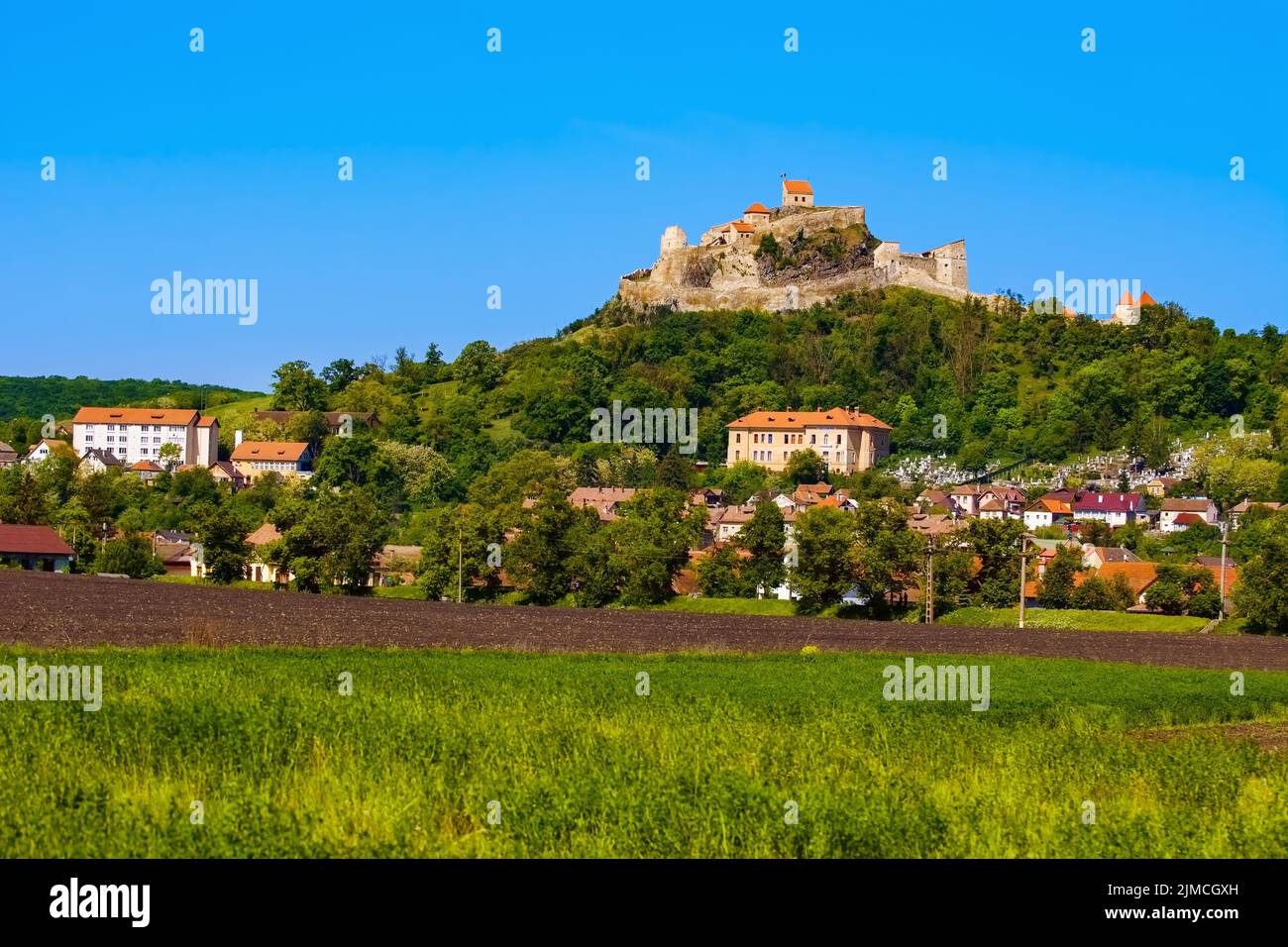 Medieval hill top castle hi-res stock photography and images - Alamy