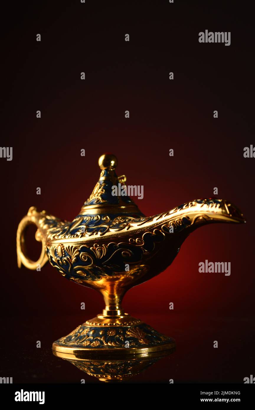 Arabic oil lamp hires stock photography and images Alamy