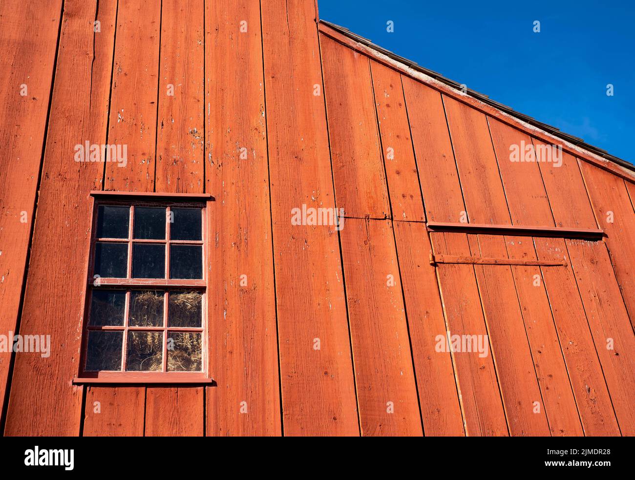Wood siding facade hires stock photography and images Alamy