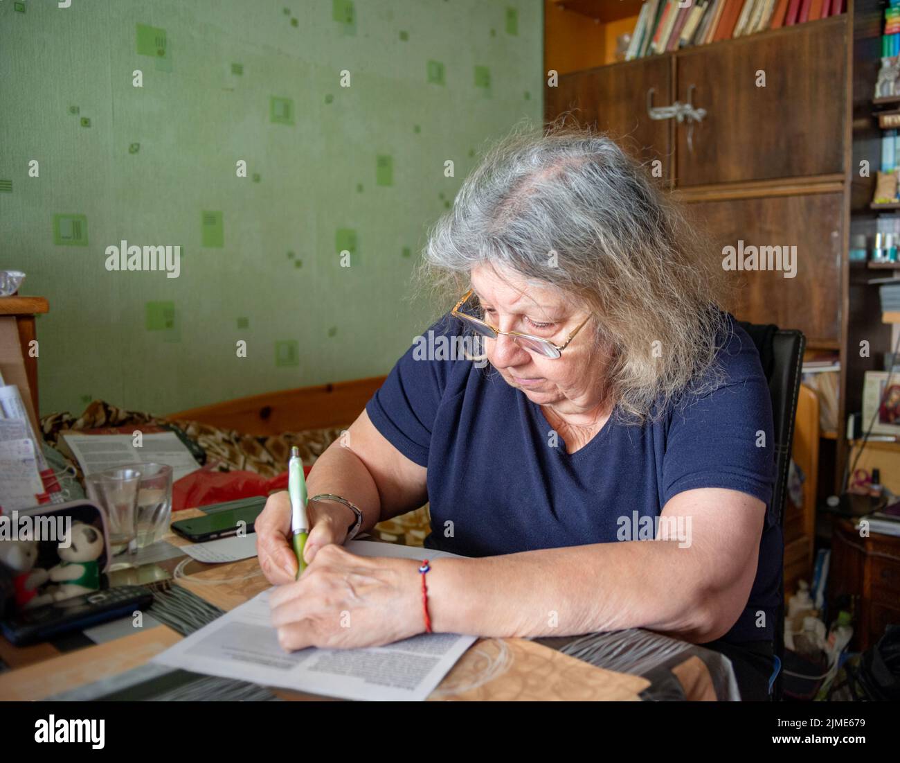Lady in bedroom hi res stock photography and images Alamy Lady in bedroom hi res stock photography and images Alamy
