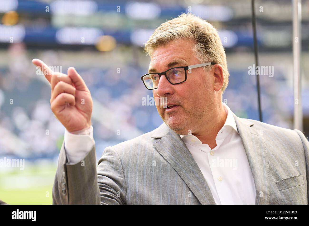 Axel HELLMANN, Vorstand FRA in the match EINTRACHT FRANKFURT - FC BAYERN MÜNCHEN  1.German Football League on Aug 05, 2022 in Frankfurt, Germany. Season 2022/2023, matchday 1, 1.Bundesliga, FCB, Munich, 1.Spieltag © Peter Schatz / Alamy Live News    - DFL REGULATIONS PROHIBIT ANY USE OF PHOTOGRAPHS as IMAGE SEQUENCES and/or QUASI-VIDEO - Stock Photo