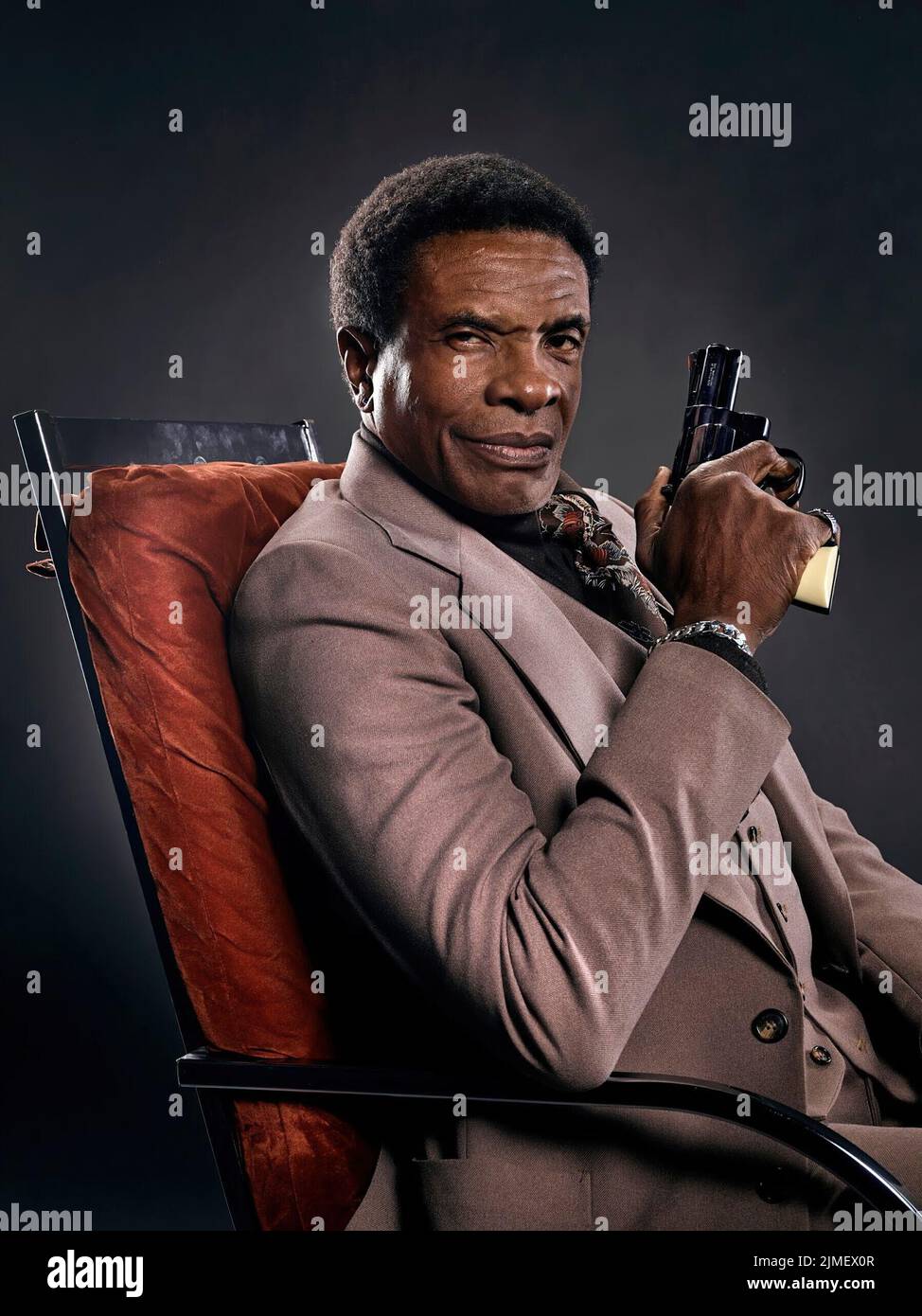 KEITH DAVID in THE NICE GUYS (2016), directed by SHANE BLACK. Credit: MISTY MOUNTAINS/SILVER PICTURES/WAYPOINT ENTERTAINMENT / Album Stock Photo