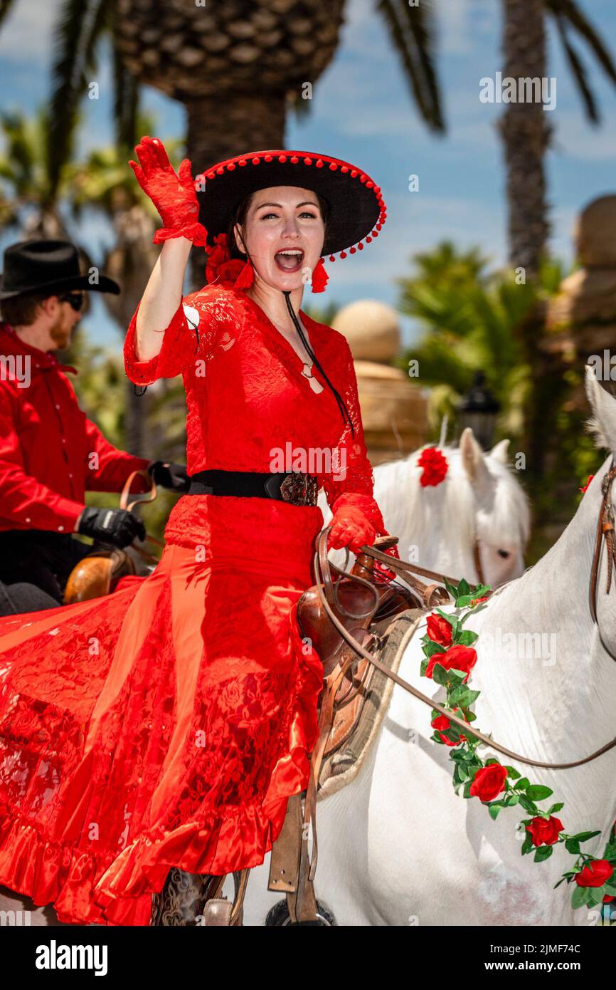 Old Spanish Day, Fiesta Historical Parade (El Desfile Histórico) is one of the largest