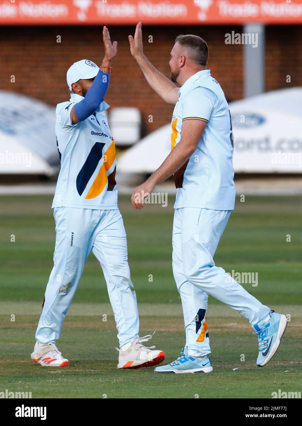 CHELMSFORD ENGLAND - AUGUST  05 : Hayden Kerr of Derbyshire CCC celebrates the catch of Essex's Robin Das  during Royal London One-Day Cup match betwe Stock Photo